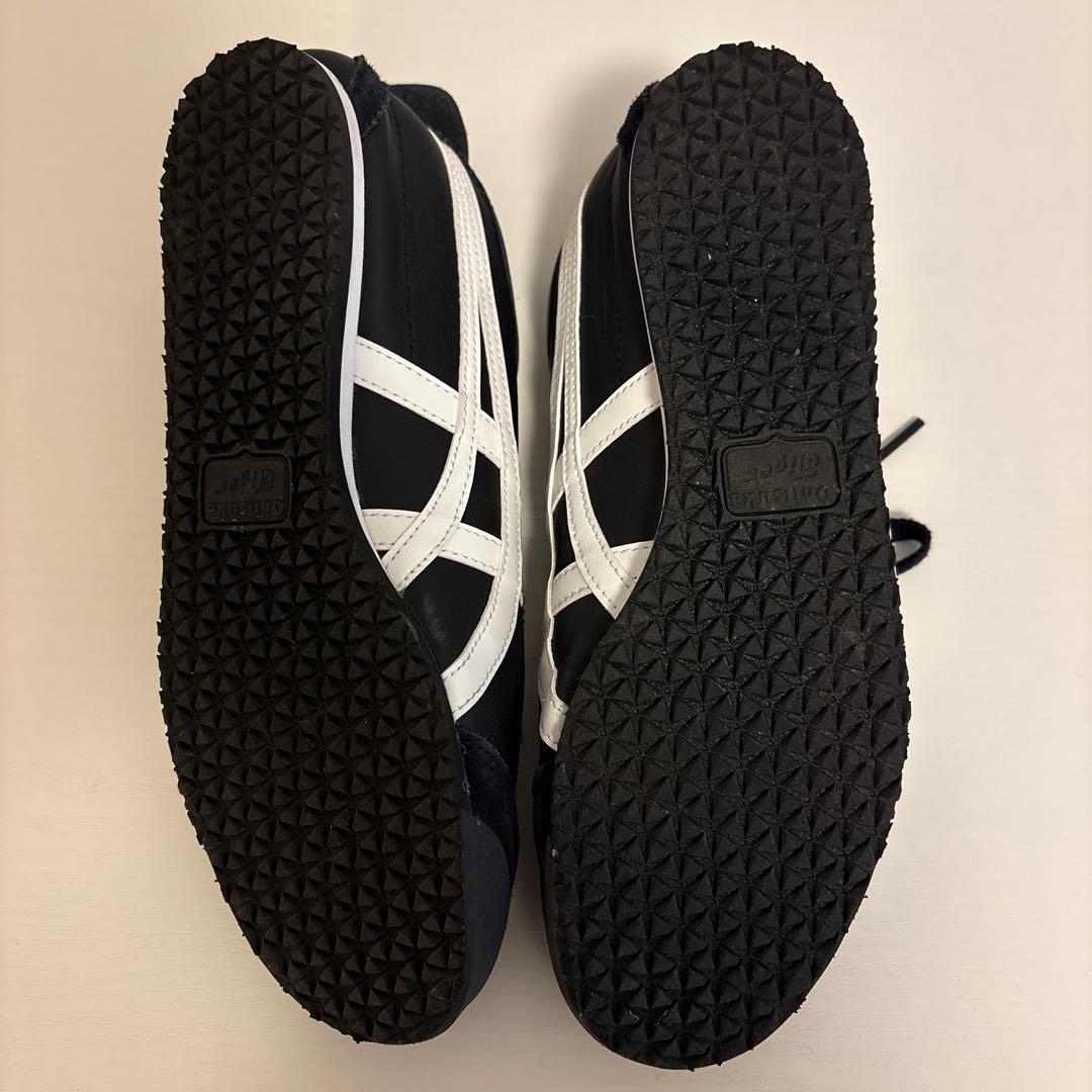 オニツカタイガー　メキシコ66 ブラックホワイト　24.5cm