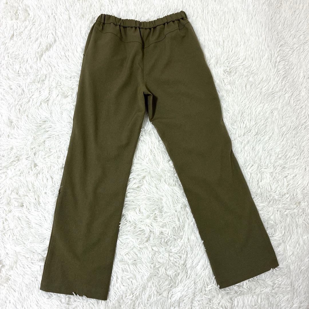 アルベロベロ OLLEBOREBLA ブタさんの刺繍 パンツ