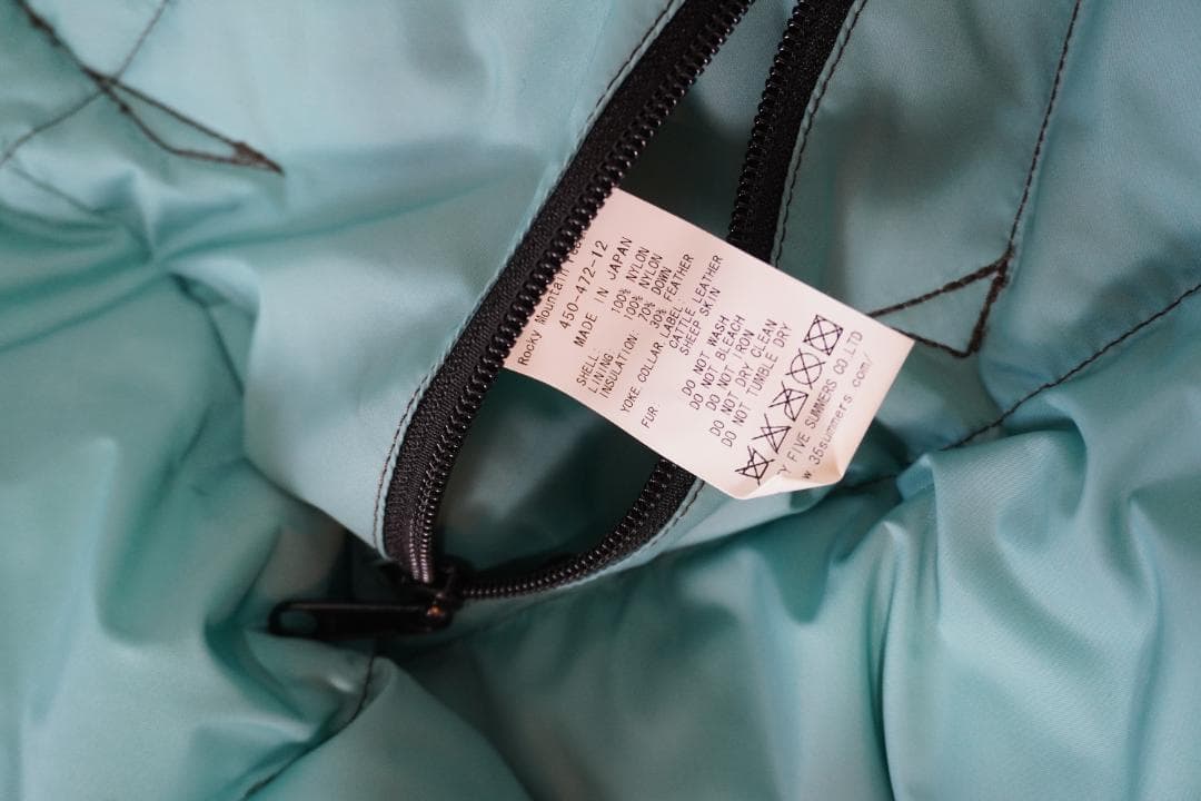 ▢Rocky Mountain ▢ロッキーマウンテンフェザーベッド　ダウンベスト