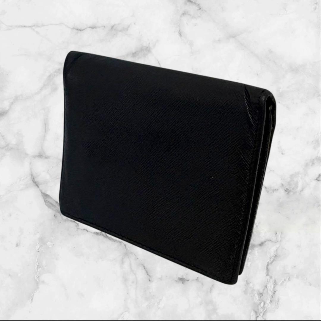 極美品✨ PRADA プラダ 二つ折り財布 サフィアーノ ブラック 三角ロゴ