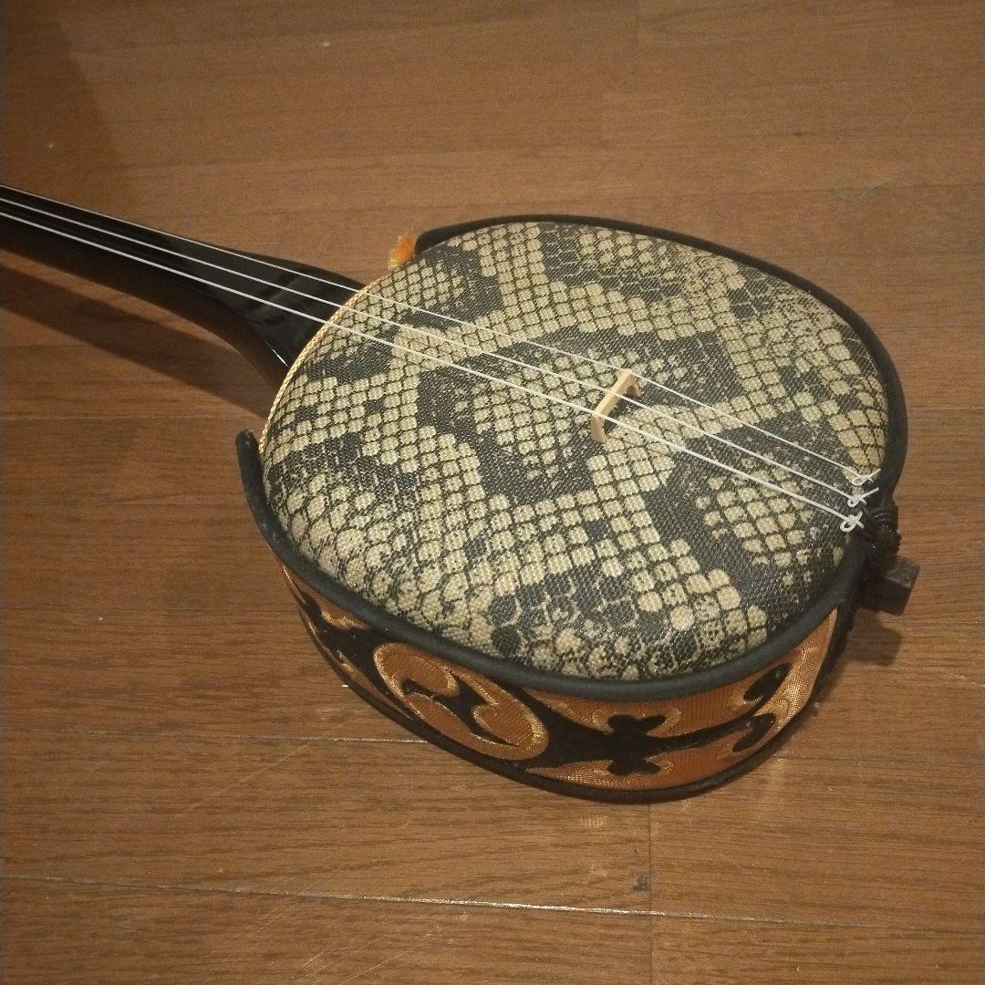 三線　沖縄　人工皮張り 　三味線　送料込み