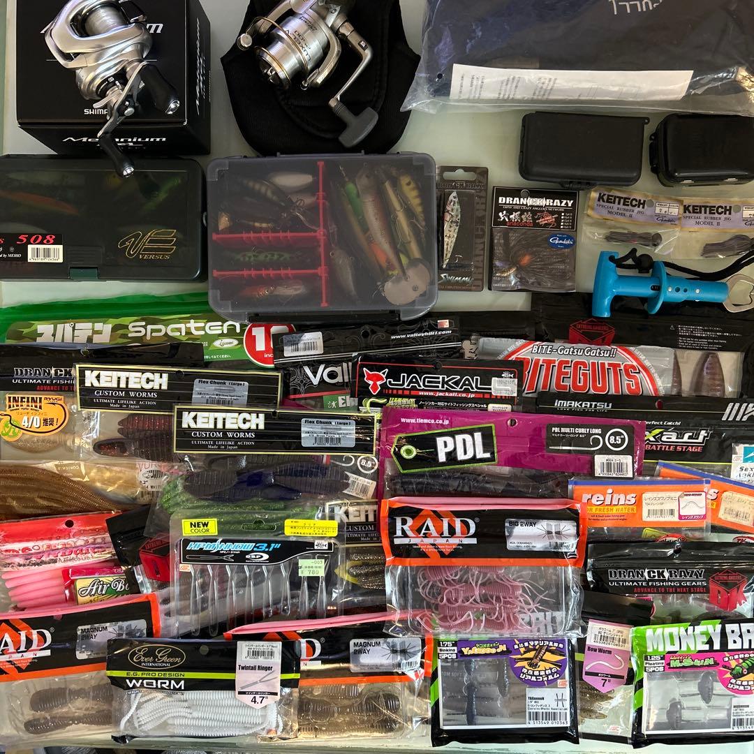 ワーム　ルアー　フック　フックケース　リール　16メタニウム　バス釣り引退セット