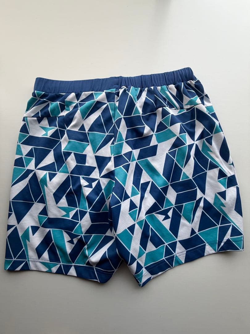 値下げ⭕️本日限定出品‼️YONEX ハーフパンツ ＸＬ 廃盤商品 レア