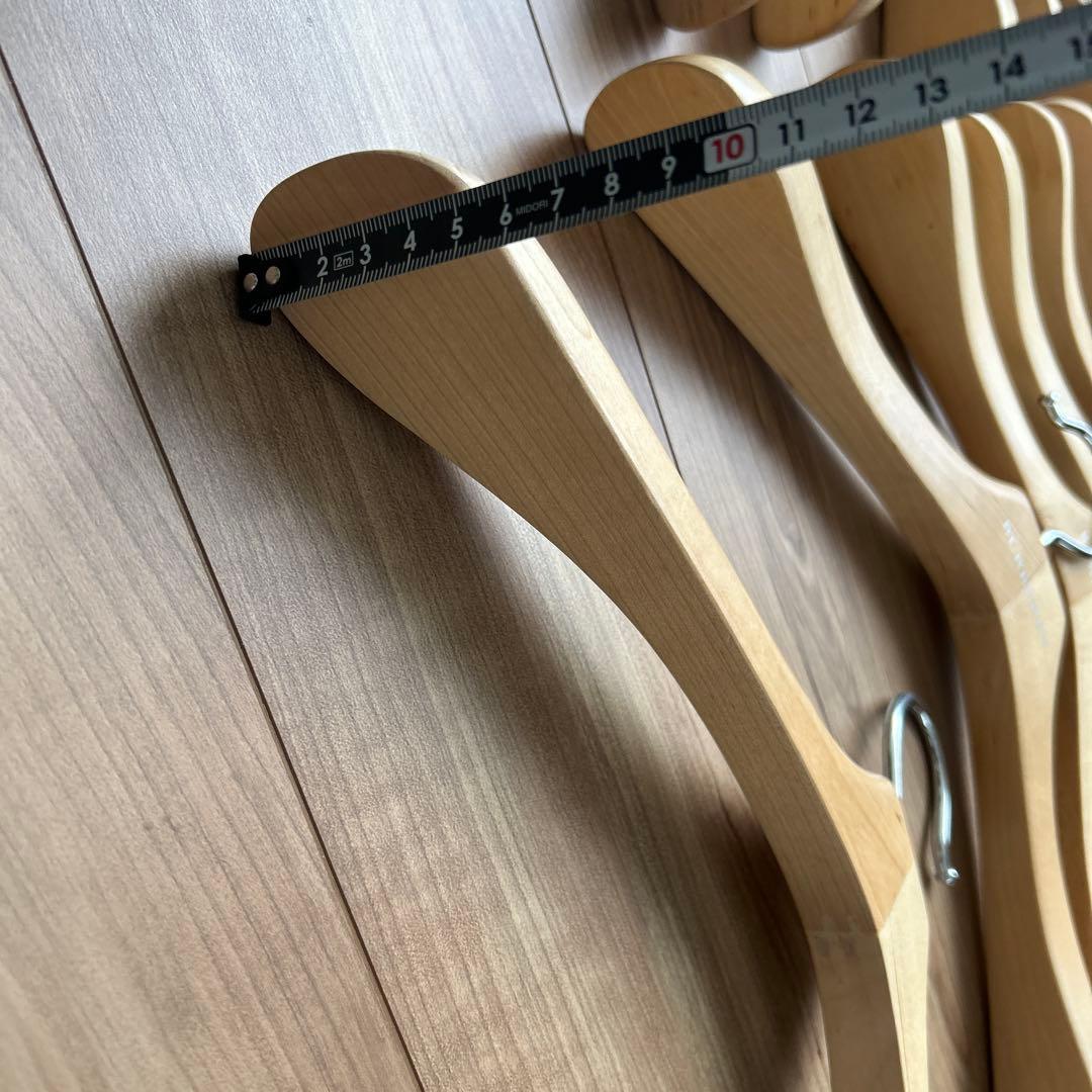 バーバリー 木製衣類ハンガー 5本セット 約43cm