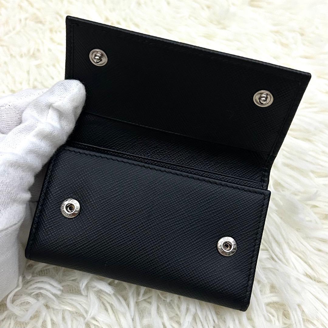 【極美品】PRADA プラダ サフィアーノレザー 6連 キーケース