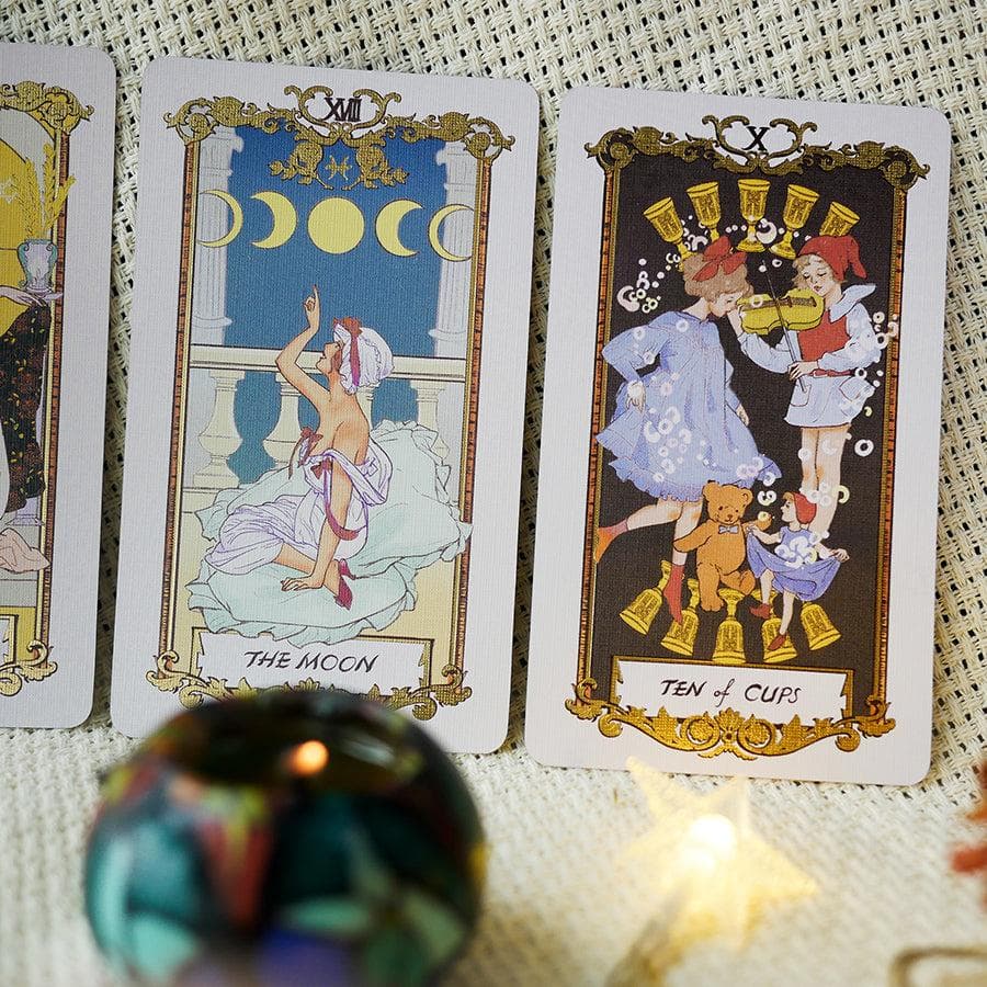 【正規品タロットカード】レトロかわいい✨少女マンガのようにキラキラしたデッキ
