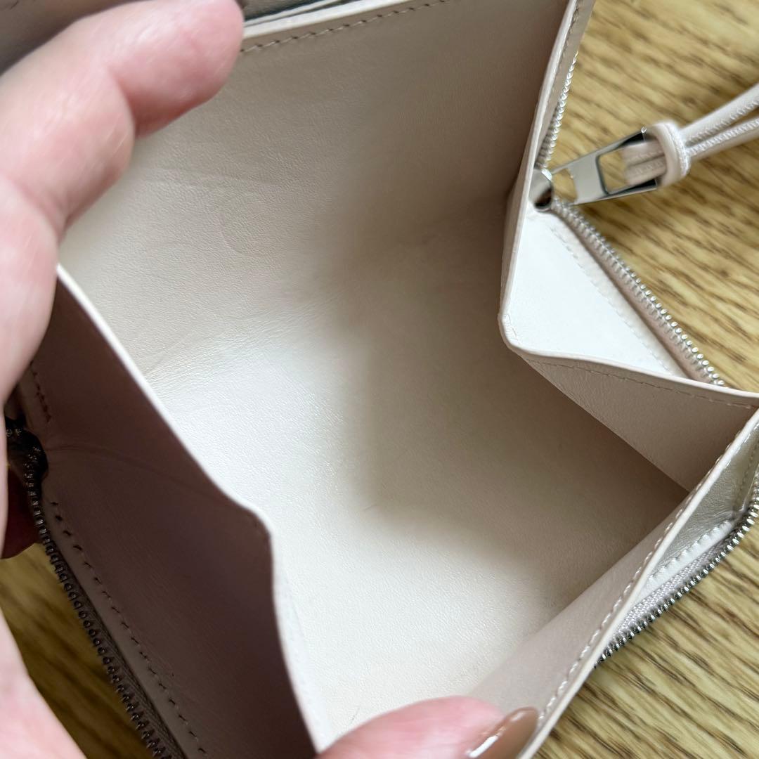 LOEWE ロエベ　ジップパース　デイジー