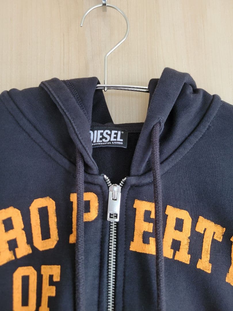 大人気　DIESEL 　ディーゼル　 プリント フルジップ パーカー　M