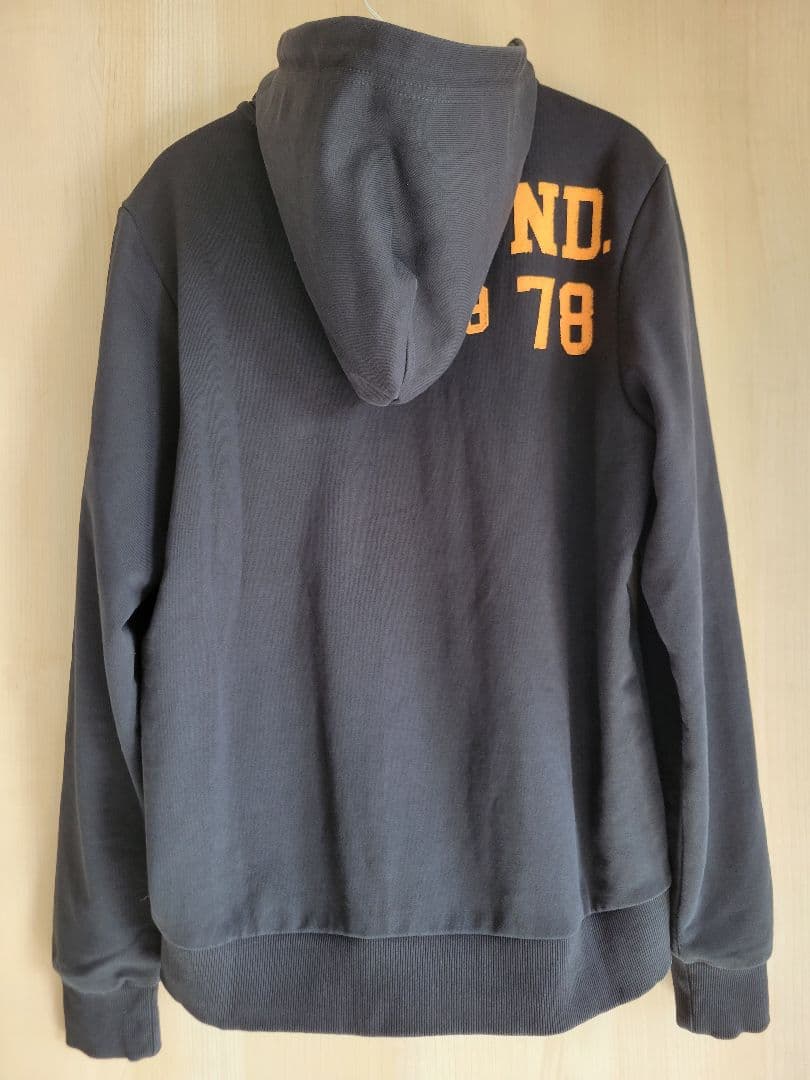 大人気　DIESEL 　ディーゼル　 プリント フルジップ パーカー　M