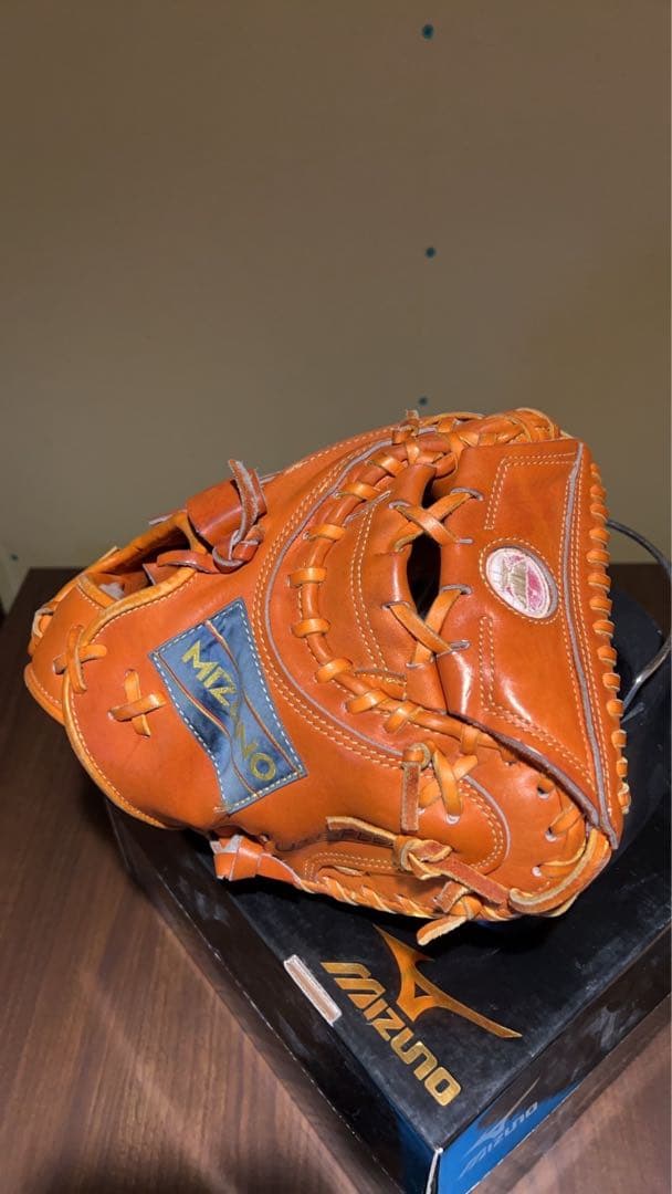 ミズノ ワールドウィン 赤カップ硬式キャッチャーミット