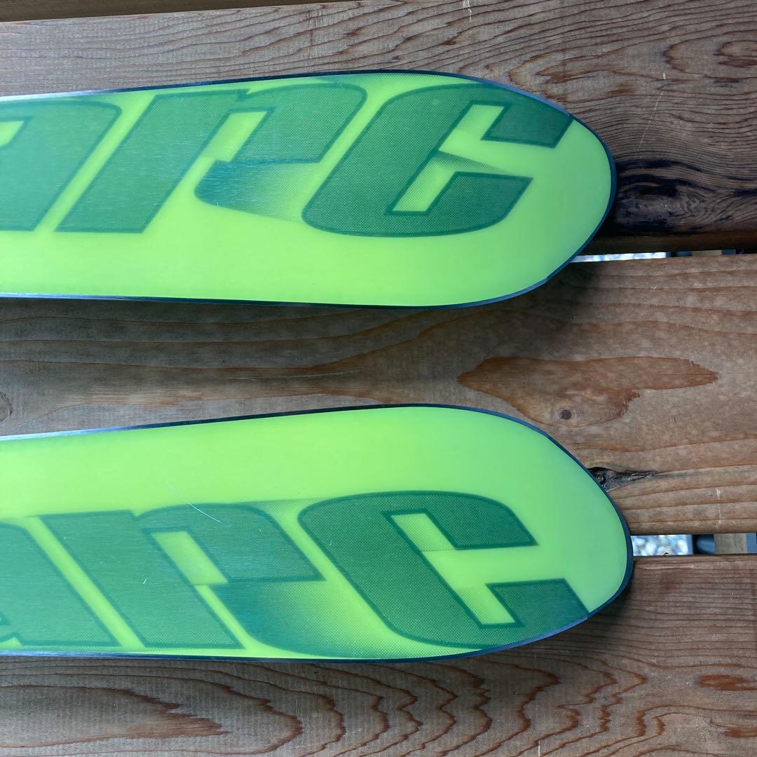 スキー Fischer Radarc Shark 130