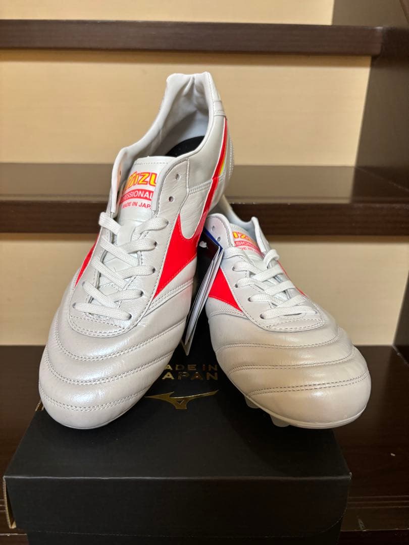 サッカースパイク　ミズノ　モレリア2 JAPAN 限定色　新品　27cm