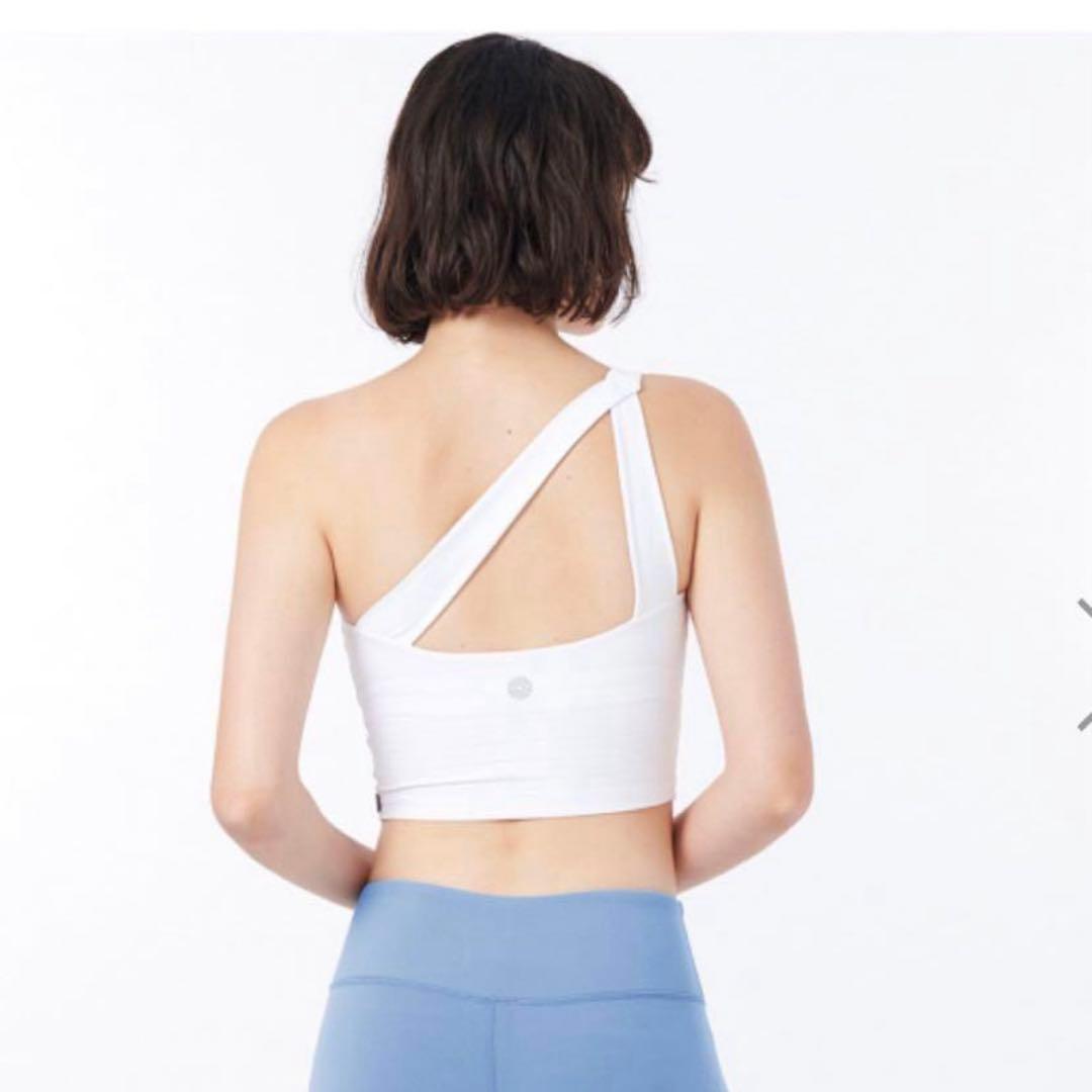 hapico　easy yoga 廃盤モデル ワンショルショートブラトップ