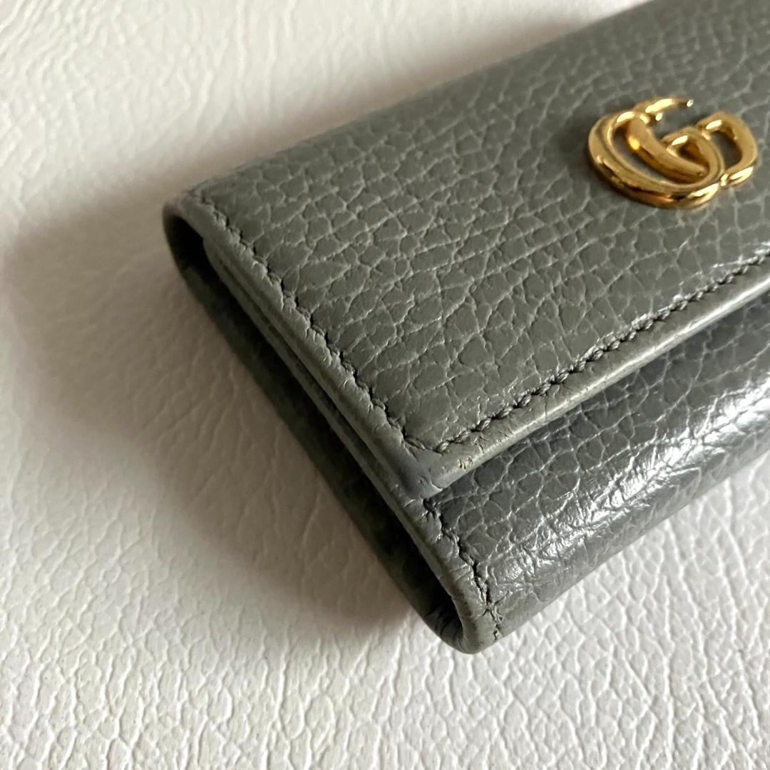 GUCCI グッチ GGマーモント レザー キーケース グレー 456118