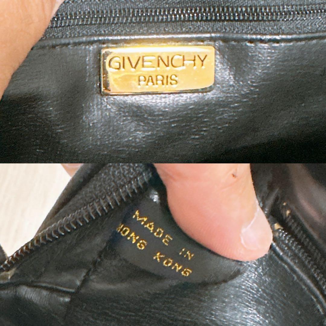 《美品》GIVENCHY(ジバンシー)ショルダーバッグ キルティング