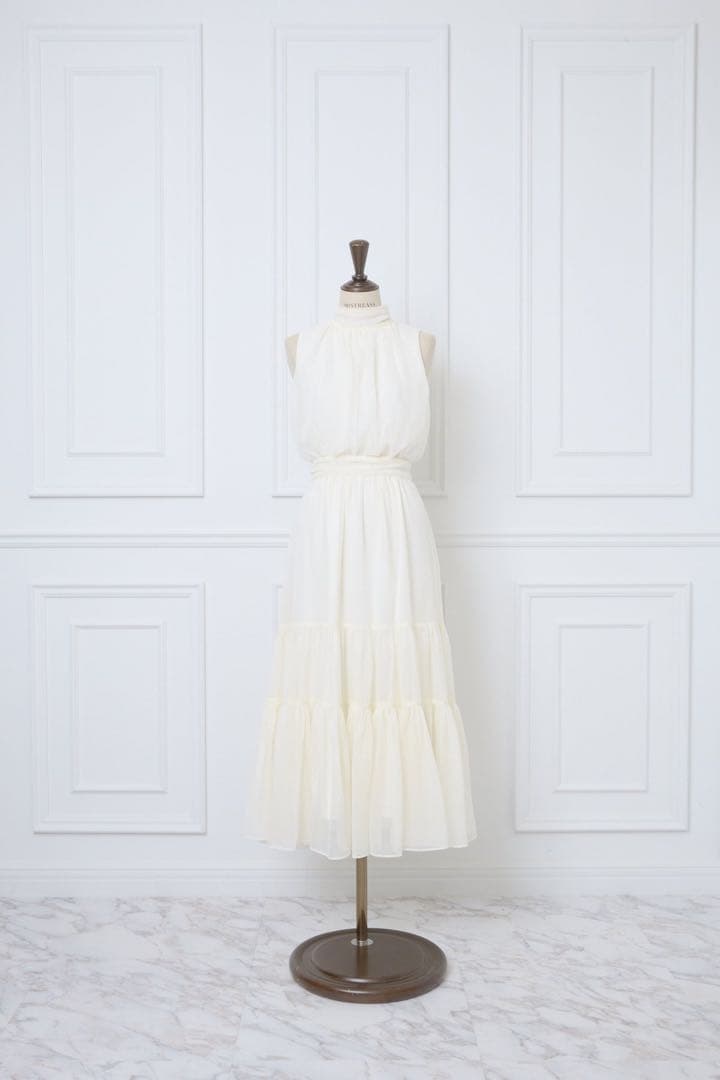 完売品❗️Sheer Shiny Gather Tiered Dress