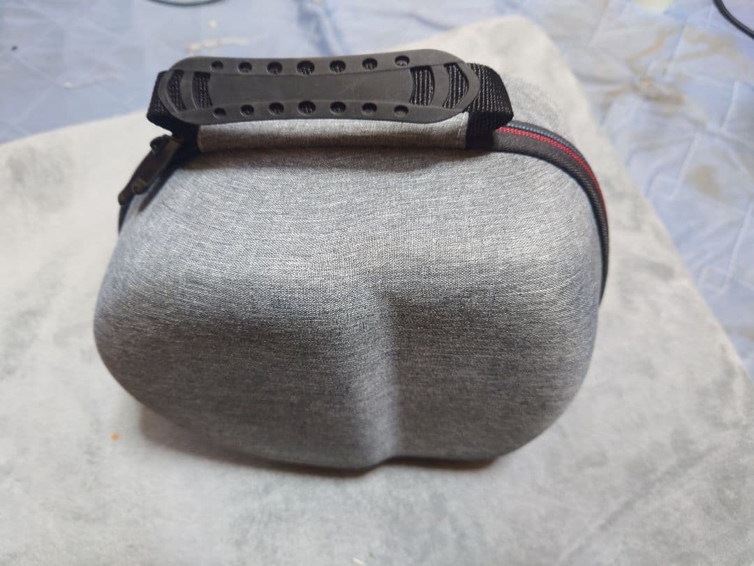  Quest 128GB 黒 汚れ少なく落ち着いた色合い 即時発送