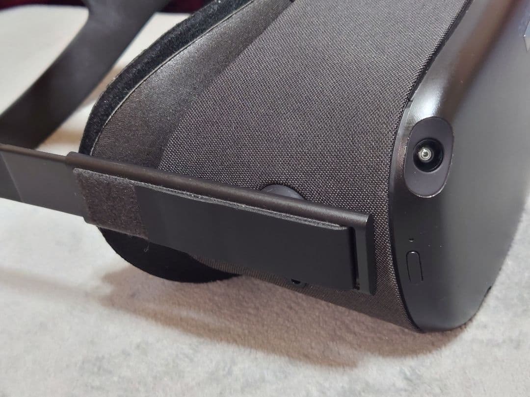  Quest 128GB 黒 汚れ少なく落ち着いた色合い 即時発送