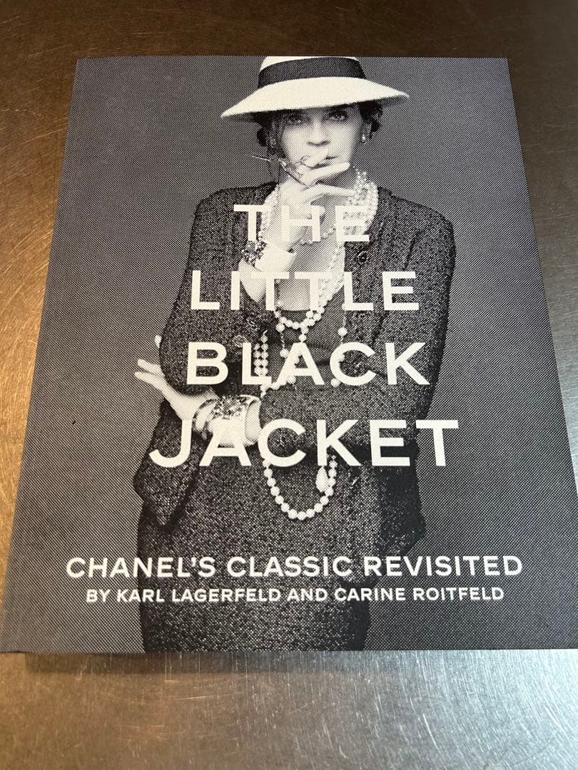 アート・デザイン・音楽 THE LITTLE BLACK JACKET STEIDL CHANEL