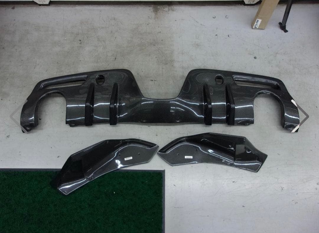 GRスープラ　 カーボンリアデュフューザー + リアカナード