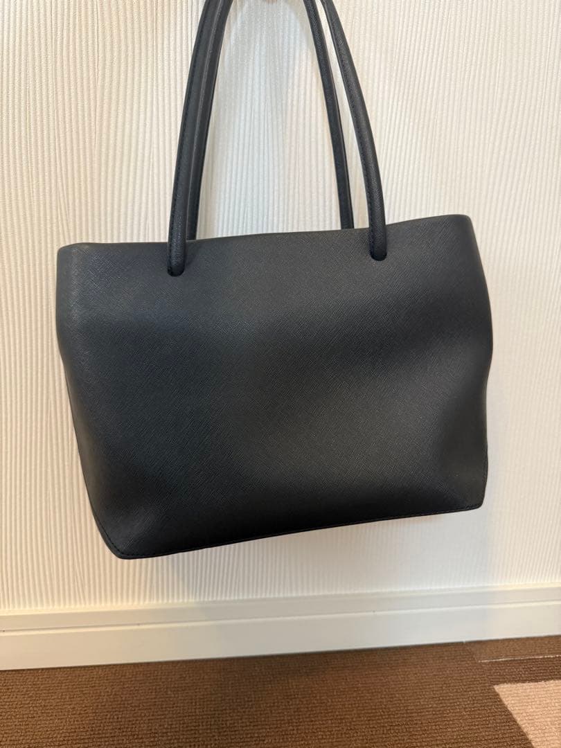 MARC JACOBS トートバッグ ブラック レザー ロゴ型押し 正規品