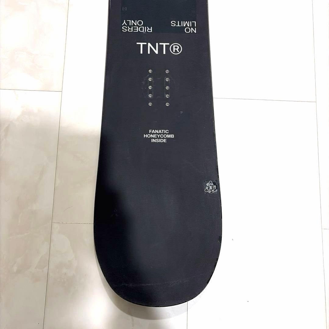 FNTC TNT R 2021-22 ブラック 150 グラトリ　Ｗキャンバー