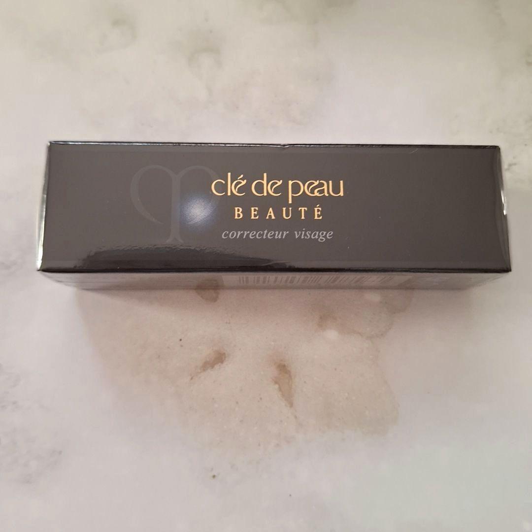 クレ・ド・ポーボーテコレクチュールヴィサージュ　2本セット新品