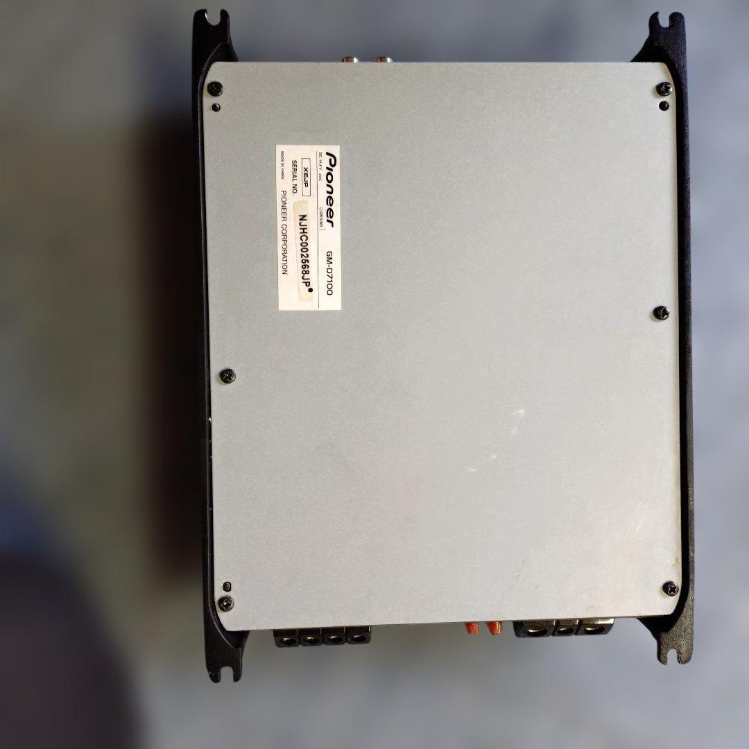Pioneer carrozzeria アンプGMD7100