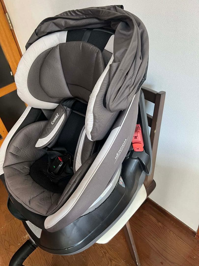 あ*や様 チャイルドシート（新生児～4歳用）コンビ