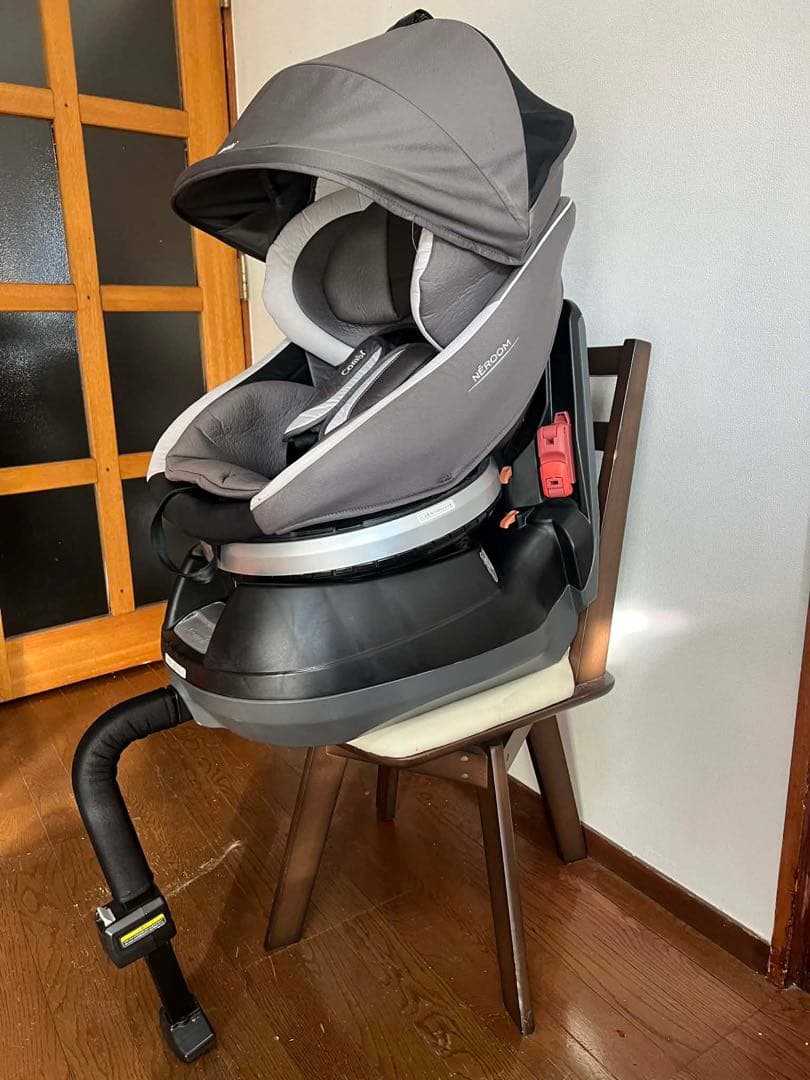 あ*や様 チャイルドシート（新生児～4歳用）コンビ