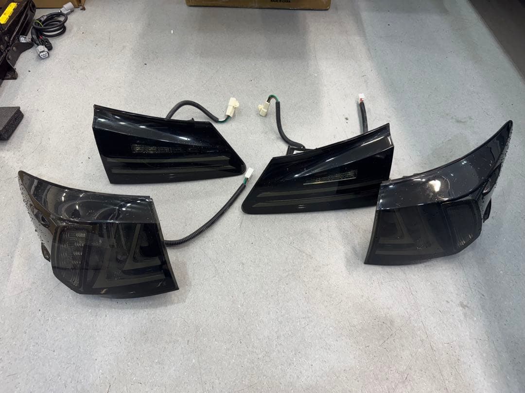 LEXUS IS テールランプ