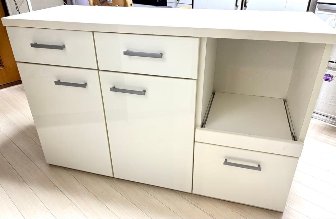 ホワイト　キッチンボード　キッチンカウンター　カップボード　値下げ❌