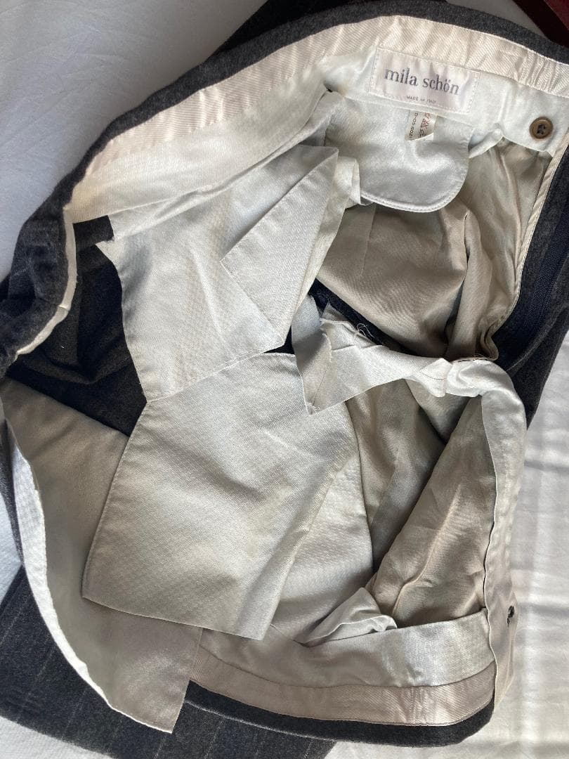 ミラショーン（ＭＩＬＡ　ＳＣＨＯＮ）スーツ　イタリア製