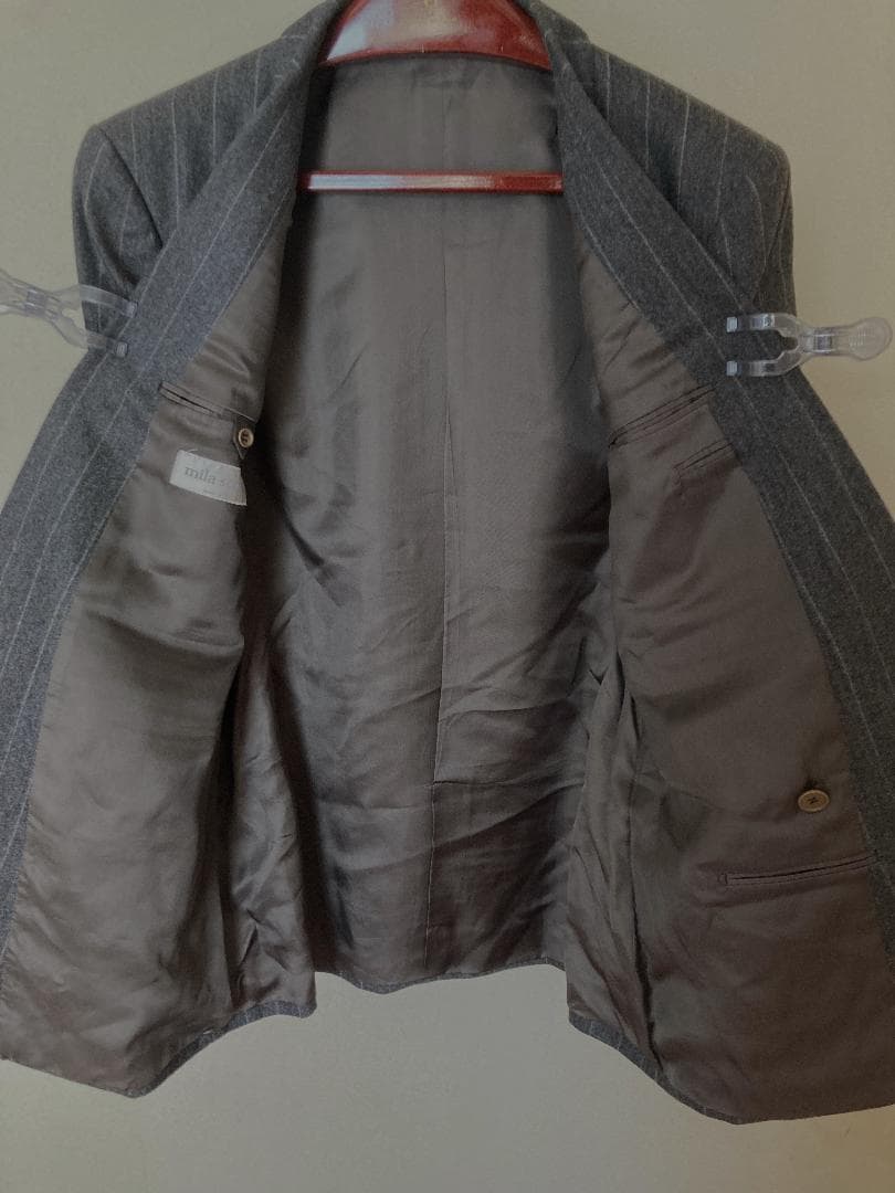 ミラショーン（ＭＩＬＡ　ＳＣＨＯＮ）スーツ　イタリア製