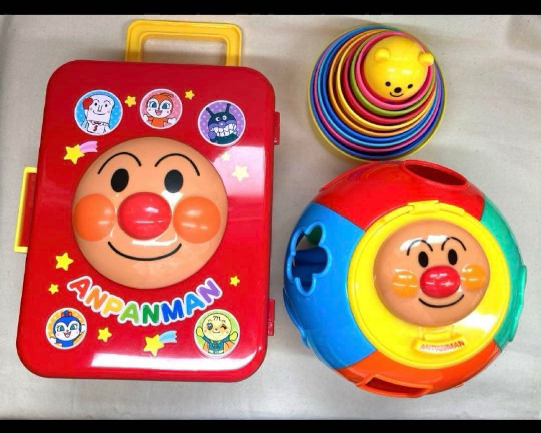 【Kさまの商品です】人気 絵本 40冊＋アンパンマンなど3点