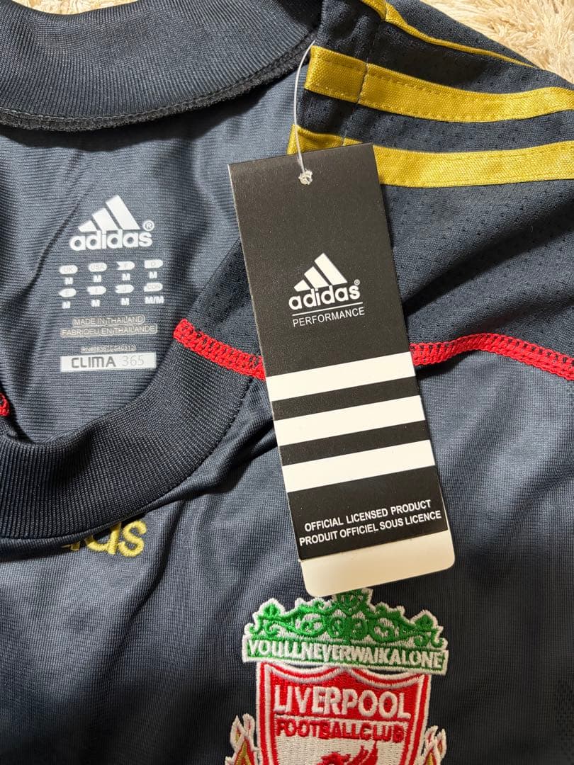 ［正規・新品タグ付き・希少］リヴァプール　0910アウェイユニフォーム　長袖　M