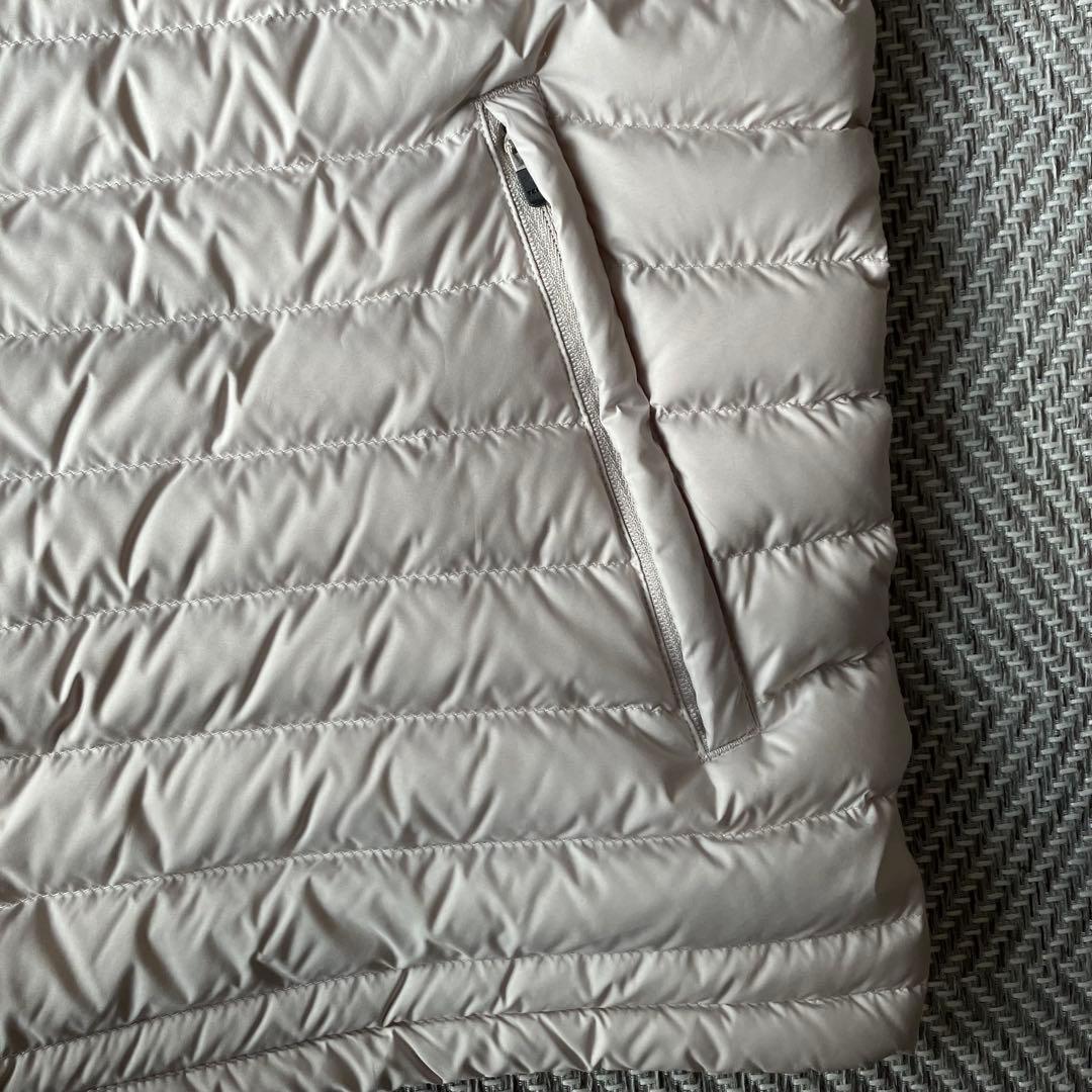 オーシバル　ダウンベスト