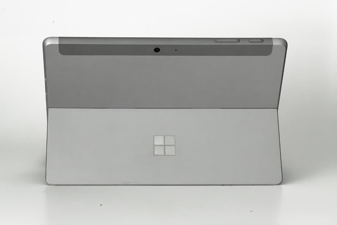 Surface Go3 〔8GB／128GB〕【タイプカバー•ペン付】