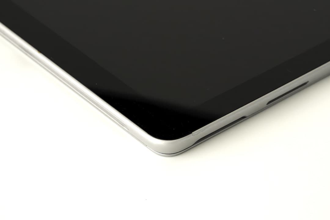 Surface Go3 〔8GB／128GB〕【タイプカバー•ペン付】