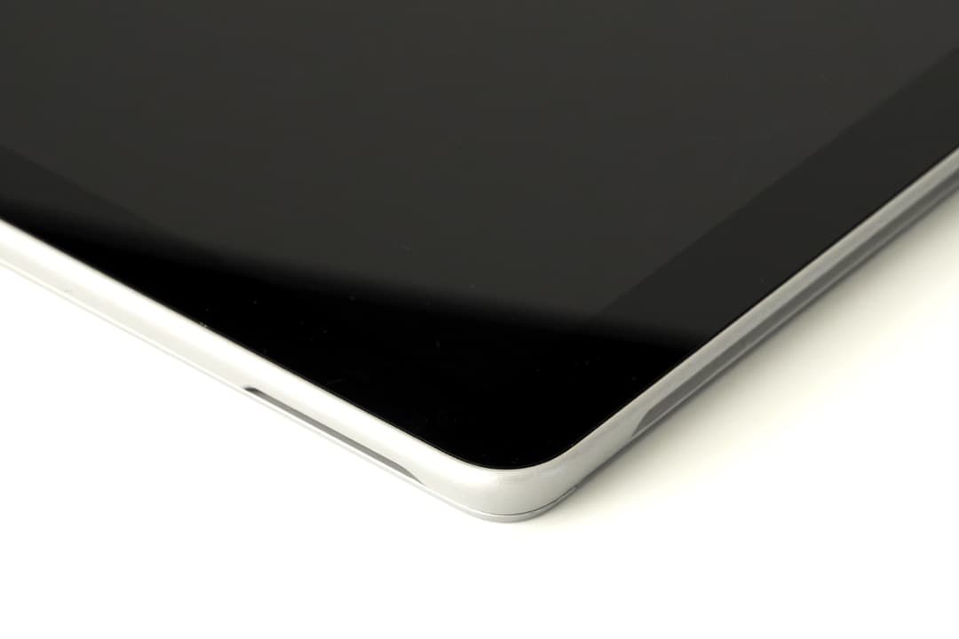 Surface Go3 〔8GB／128GB〕【タイプカバー•ペン付】