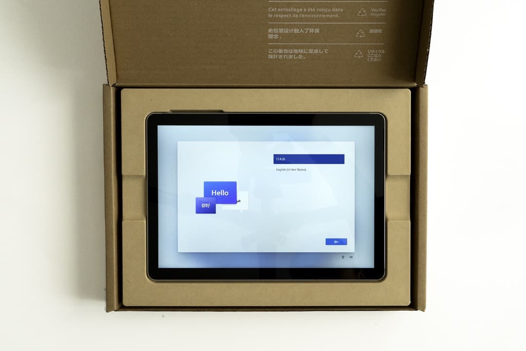 Surface Go3 〔8GB／128GB〕【タイプカバー•ペン付】