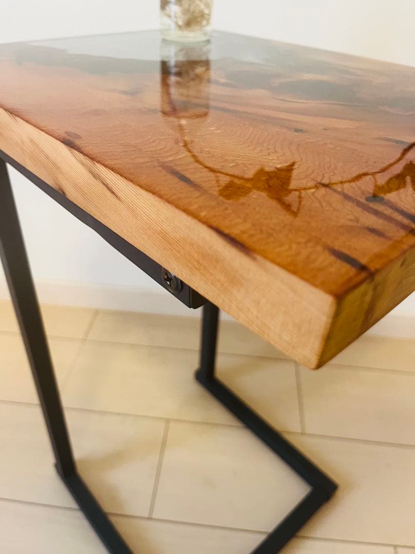 屋久杉　レジンテーブル　サイドテーブル　ソファテーブル