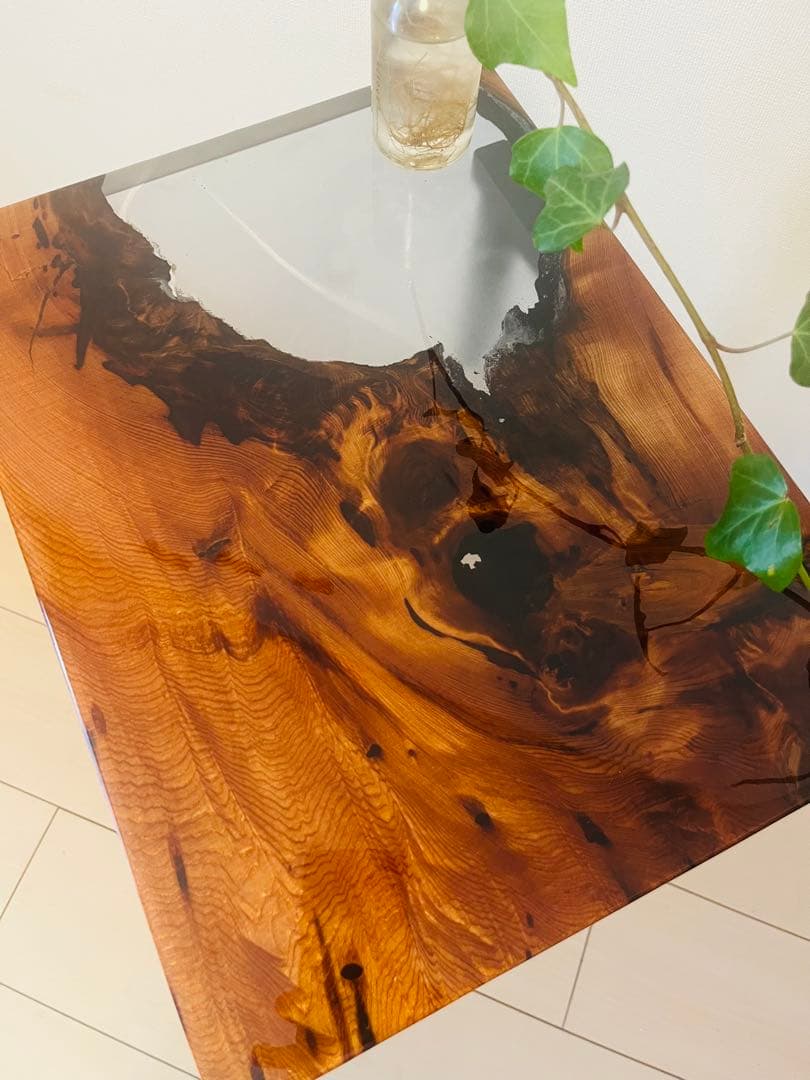 屋久杉　レジンテーブル　サイドテーブル　ソファテーブル