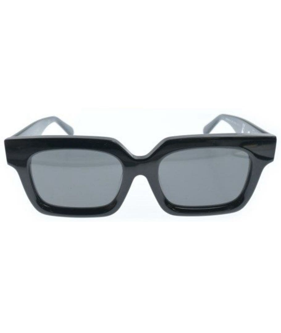 Off-Whiteサングラス