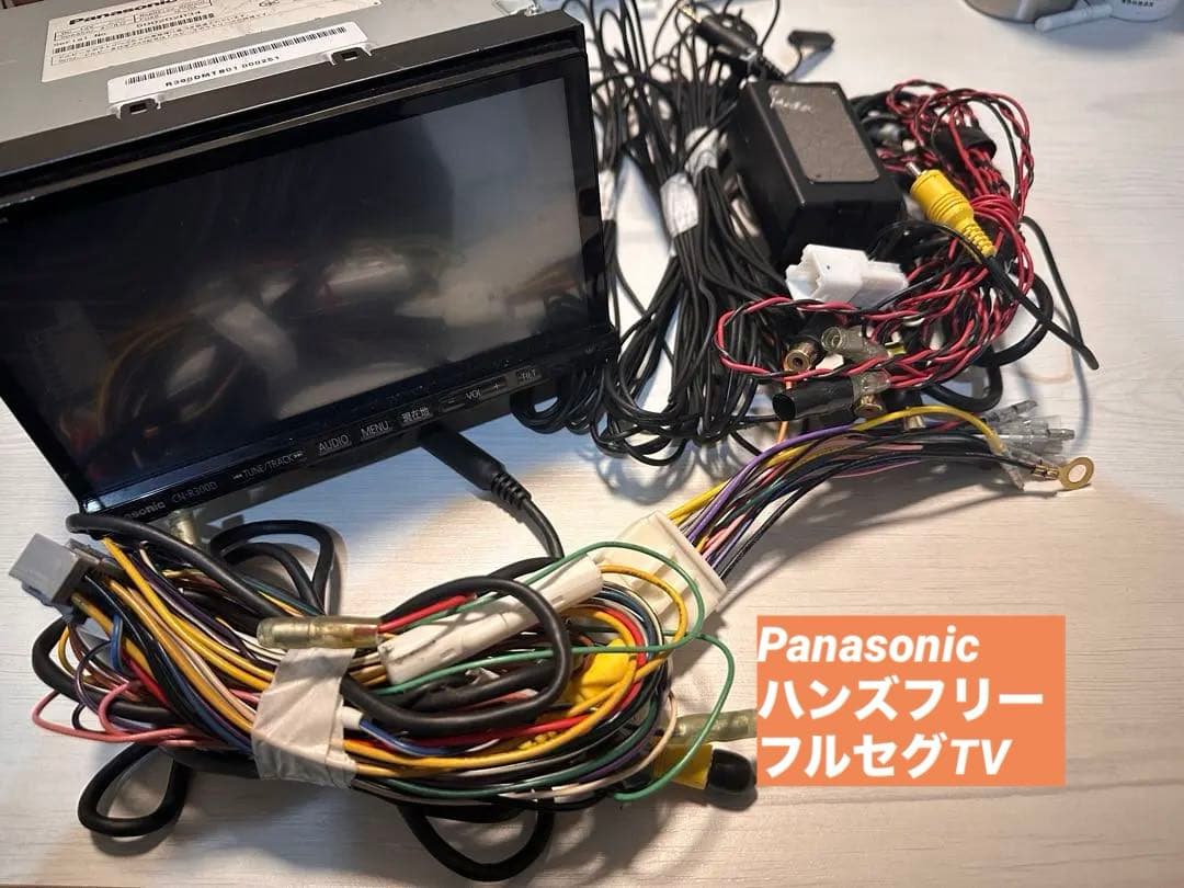 送料込 Panasonic ナビ ハンズフリー フルセグTV