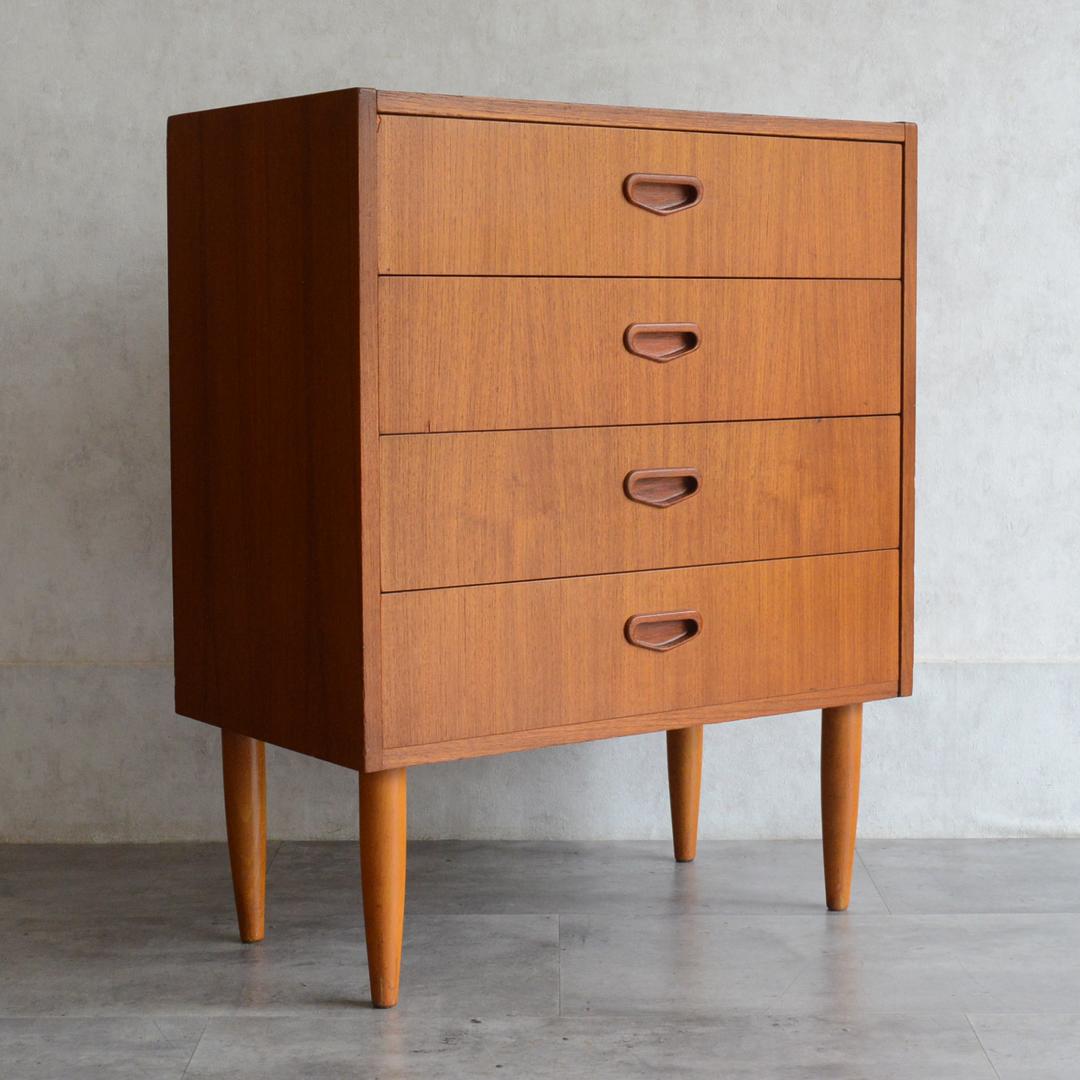 ミサ　デンマーク 北欧ヴィンテージ ４段チェスト 北欧家具 コンパクト
