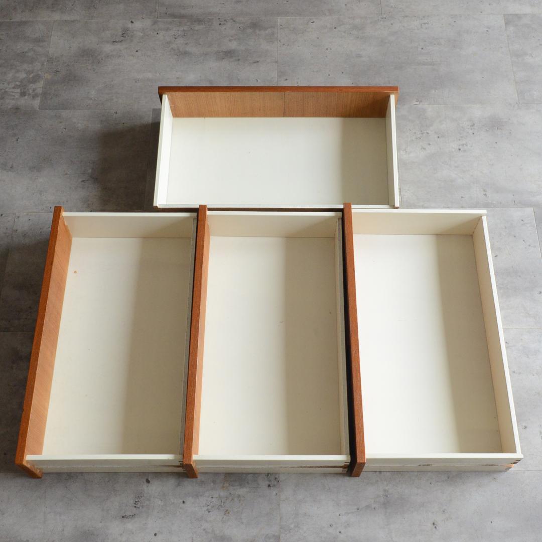 ミサ　デンマーク 北欧ヴィンテージ ４段チェスト 北欧家具 コンパクト