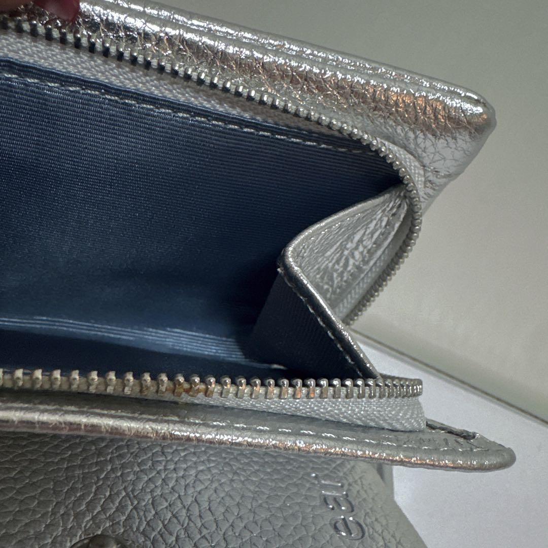 イアパピヨネ 本革 シロクマ シルバー 短財布