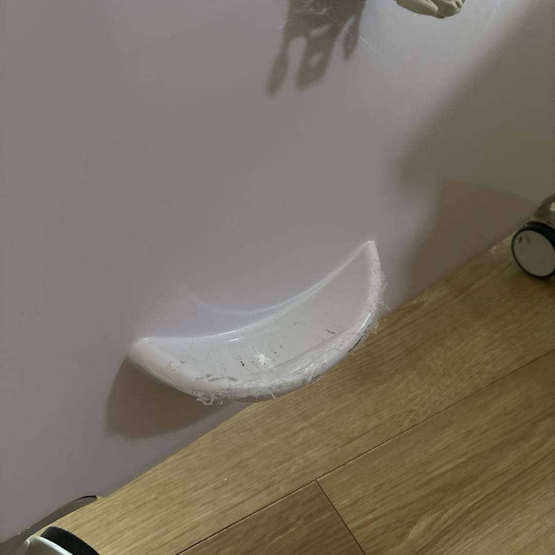 子供乗せる　キャリーケース