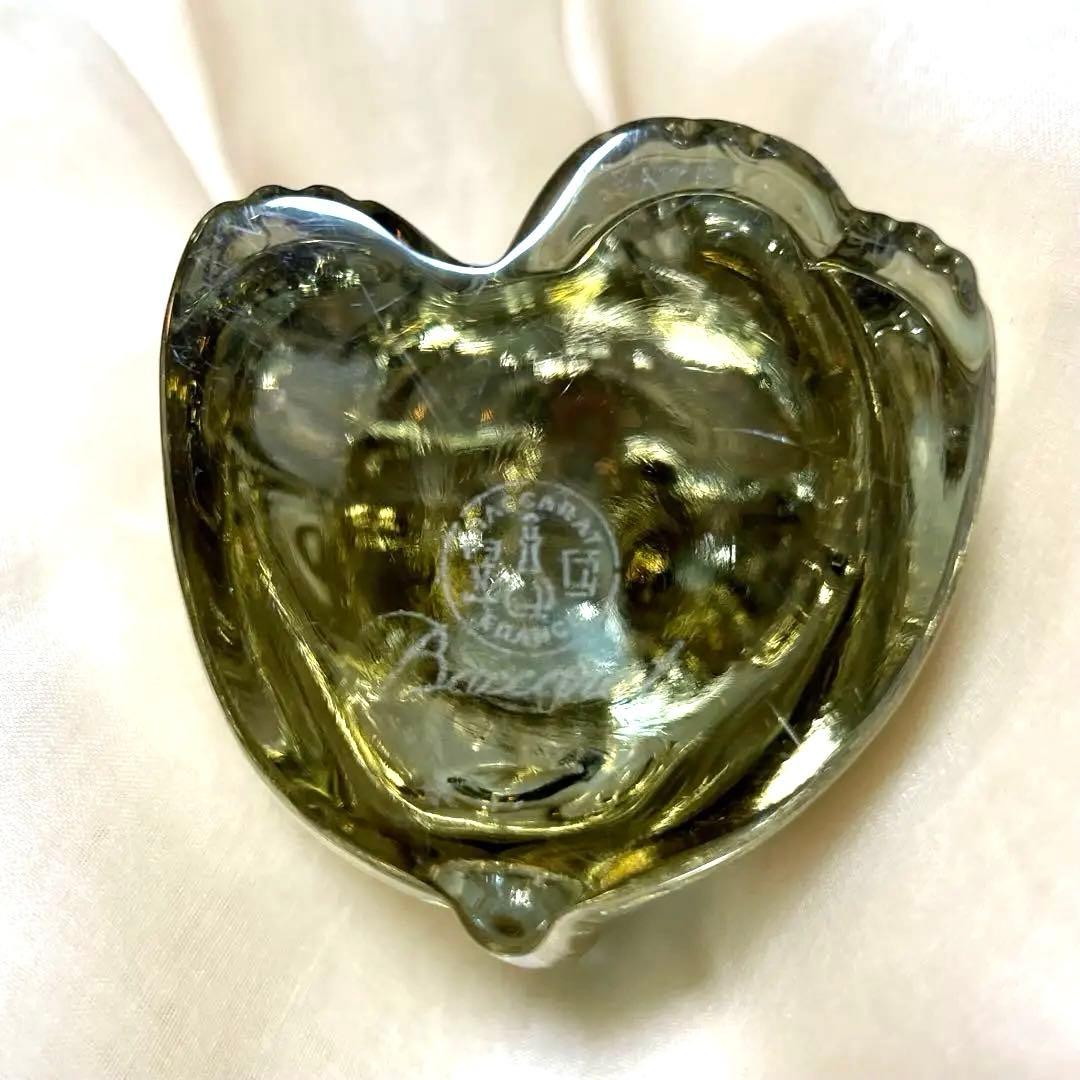 バカラ　招き猫　まねきねこ　ゴールド